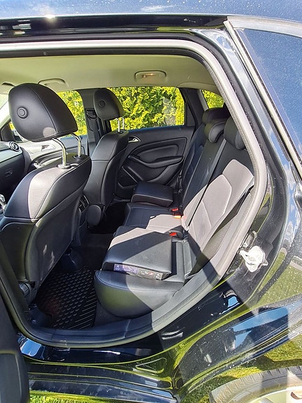 Mercedes-Benz B180 d 18 of 18