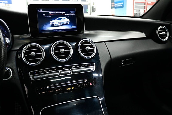 Mercedes-Benz C220 d 14 of 19