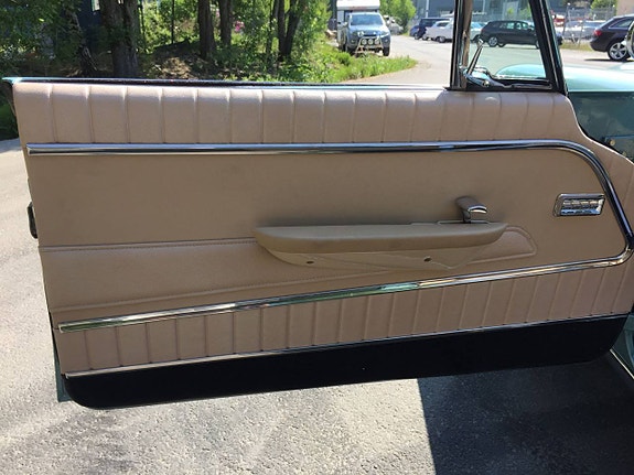 Chrysler 300 12 of 21
