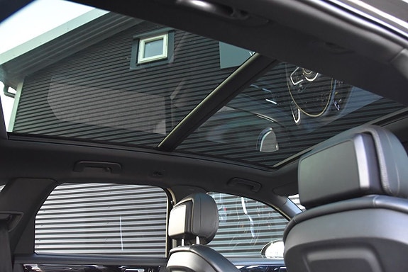 Porsche Cayenne 12 of 22