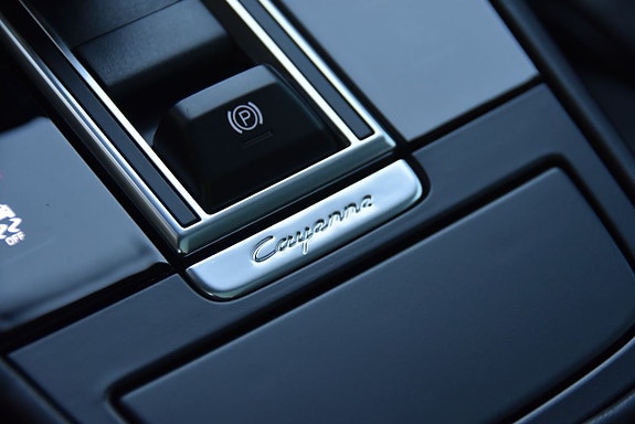 Porsche Cayenne 21 of 22