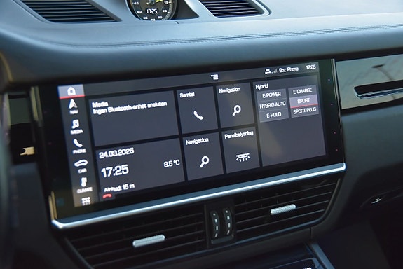 Porsche Cayenne 18 of 22