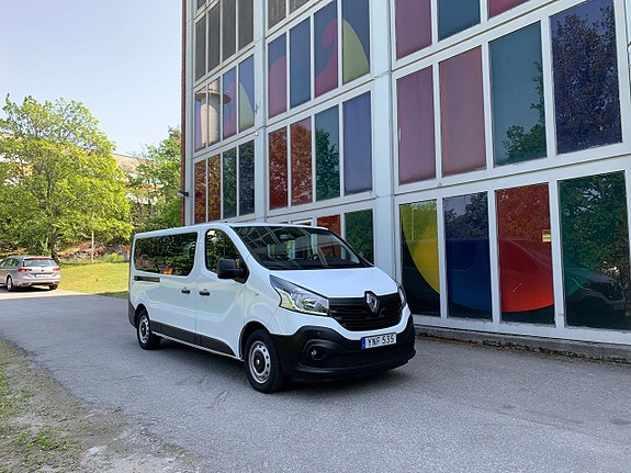 Renault Trafic 2 of 5