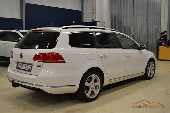 Volkswagen Passat 3 of 5