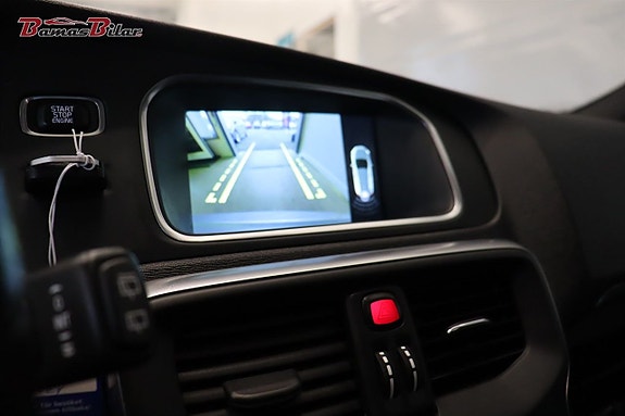 Volvo V40 14 of 26