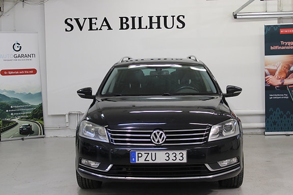 Volkswagen Passat 3 of 15