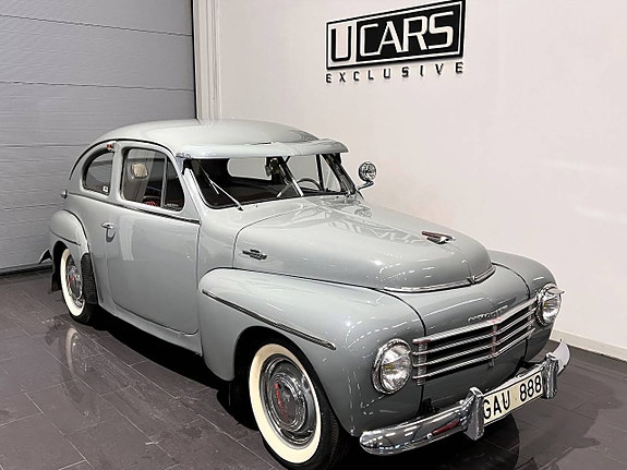 Volvo PV444 2 of 16