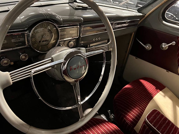 Volvo PV444 13 of 16