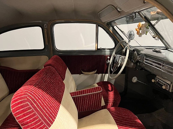 Volvo PV444 9 of 16