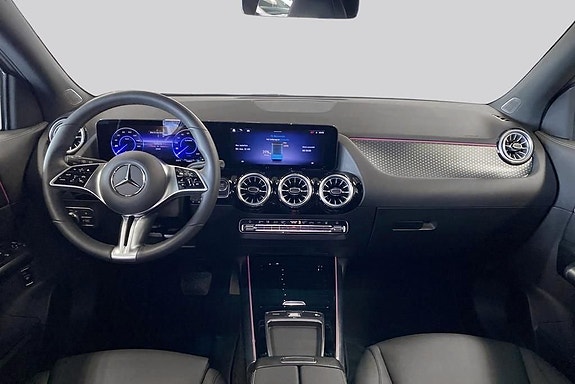 Mercedes-Benz EQA250+ 7 of 17
