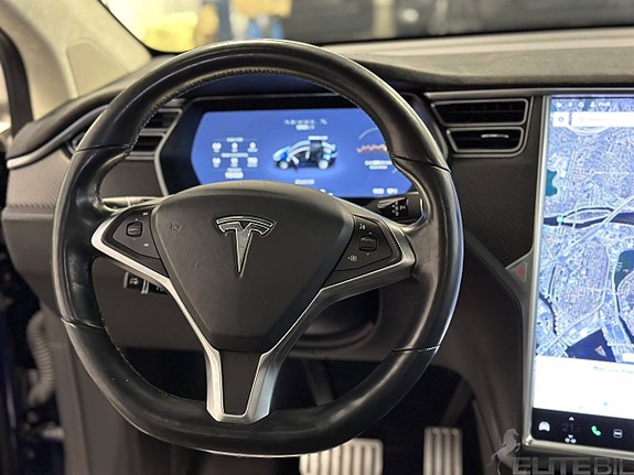 Tesla Model X 19 of 27