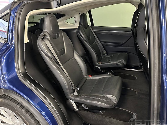 Tesla Model X 12 of 27