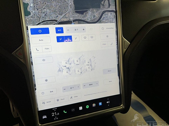 Tesla Model X 21 of 27