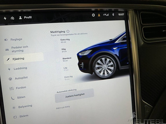 Tesla Model X 23 of 27