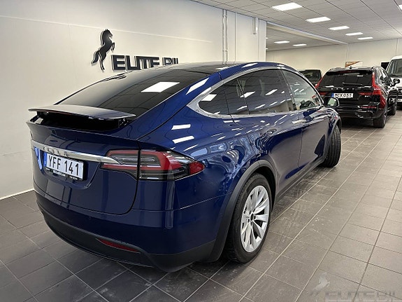 Tesla Model X 5 of 5