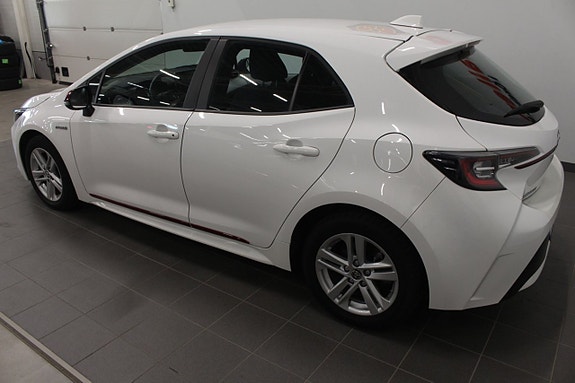 Toyota Corolla 4 of 14