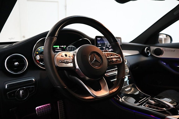 Mercedes-Benz C300 11 of 23