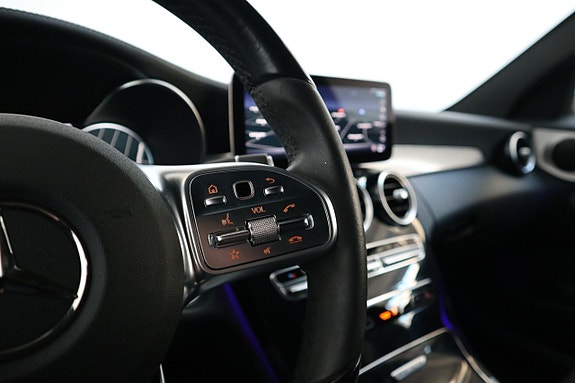 Mercedes-Benz C300 13 of 23