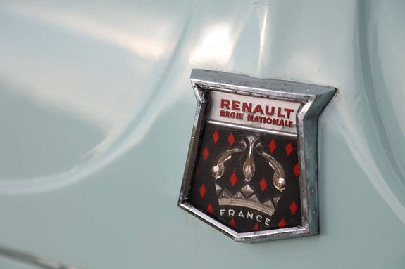 Renault Dauphine Gordini 12 of 14