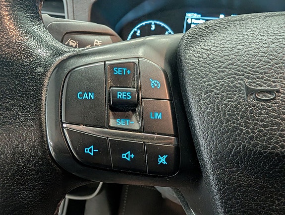 Ford Transit Custom 9 of 14
