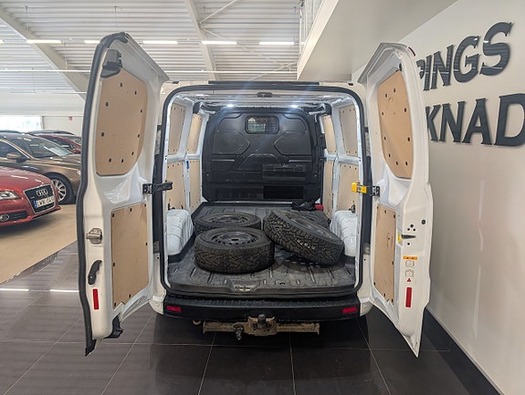 Ford Transit Custom 4 of 5