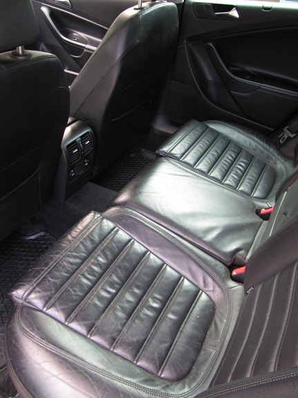 Volkswagen Passat 8 of 21