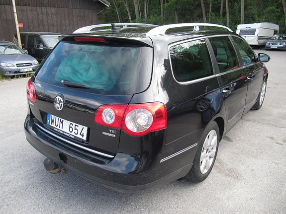 Volkswagen Passat 5 of 5