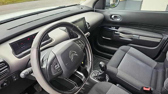 Citroen C4 Cactus 12 of 16