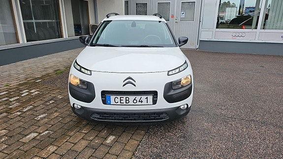 Citroen C4 Cactus 2 of 16