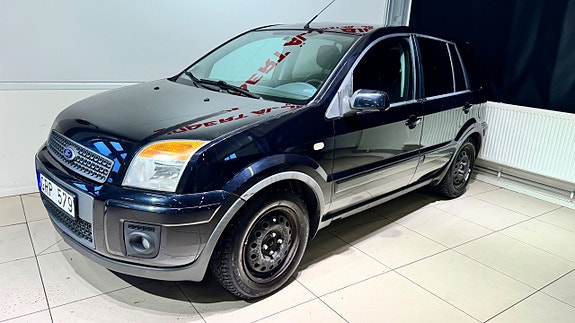 Ford Fusion 3 of 5
