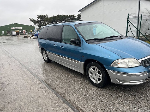 Ford Windstar 8 of 23