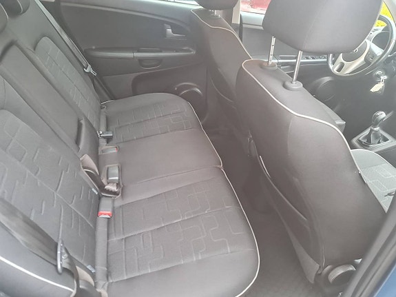 Kia Venga 11 of 18