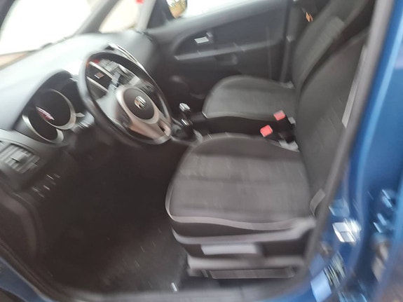Kia Venga 7 of 18