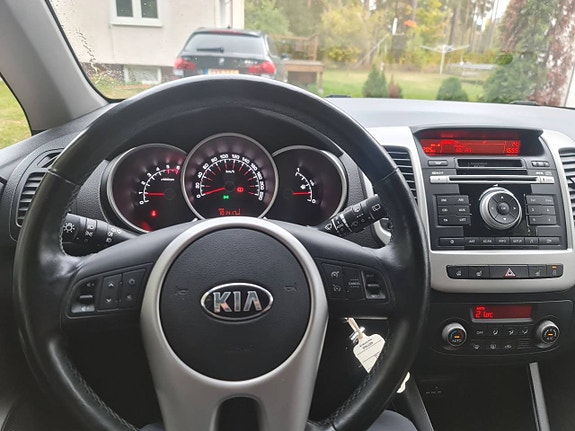 Kia Venga 6 of 18