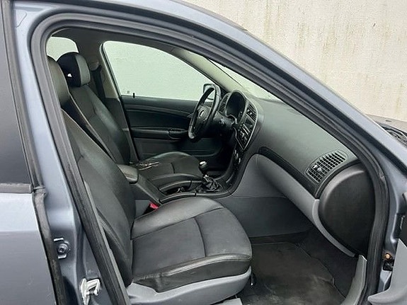 Saab 9-3 11 of 13