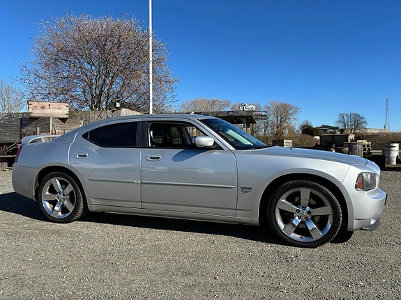 Dodge Charger 30 of 30