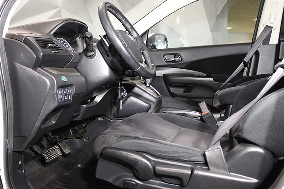 Honda CR-V 12 of 27