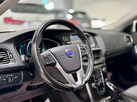 Volvo V40 5 of 12