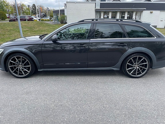 Audi A6 allroad 22 of 23