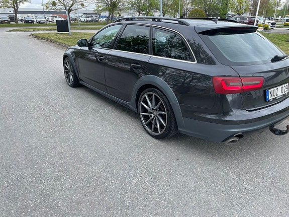 Audi A6 allroad 3 of 5