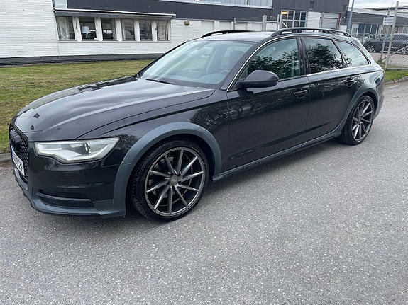 Audi A6 allroad 2 of 5