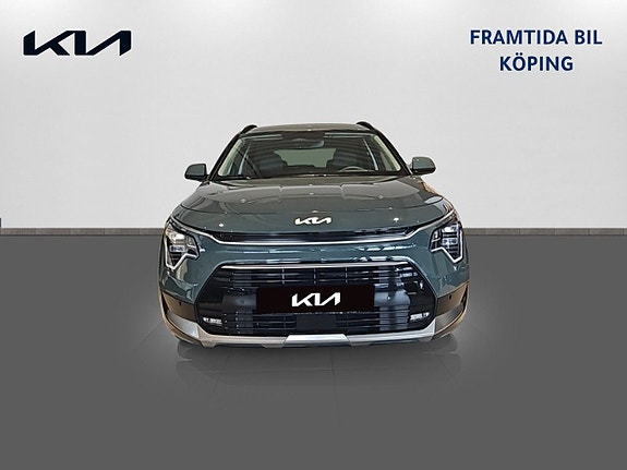 Kia Niro 2 of 15