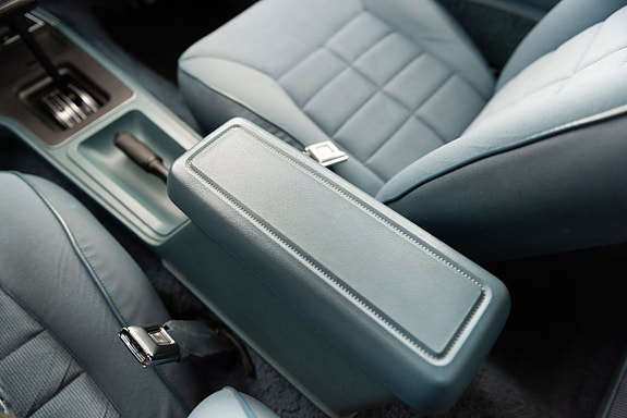 Ford Mustang 17 of 27