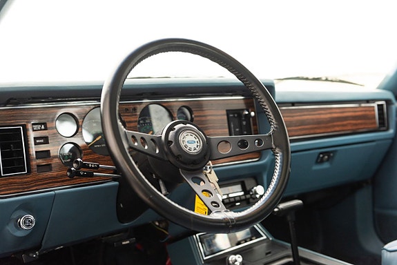 Ford Mustang 11 of 27
