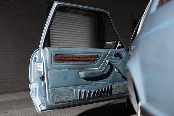 Ford Mustang 22 of 27