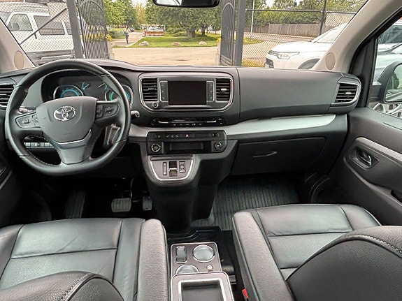 Toyota Proace Verso 12 of 18