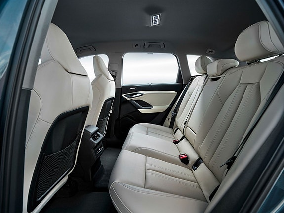 Audi e-tron 5 of 5