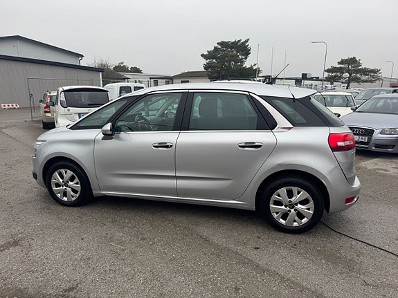 Citroen C4 Picasso 2 of 5