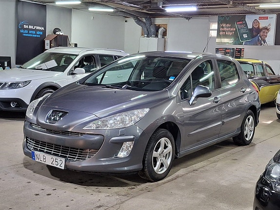 Peugeot 308 3 of 14