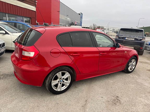 BMW 116i 12 of 17